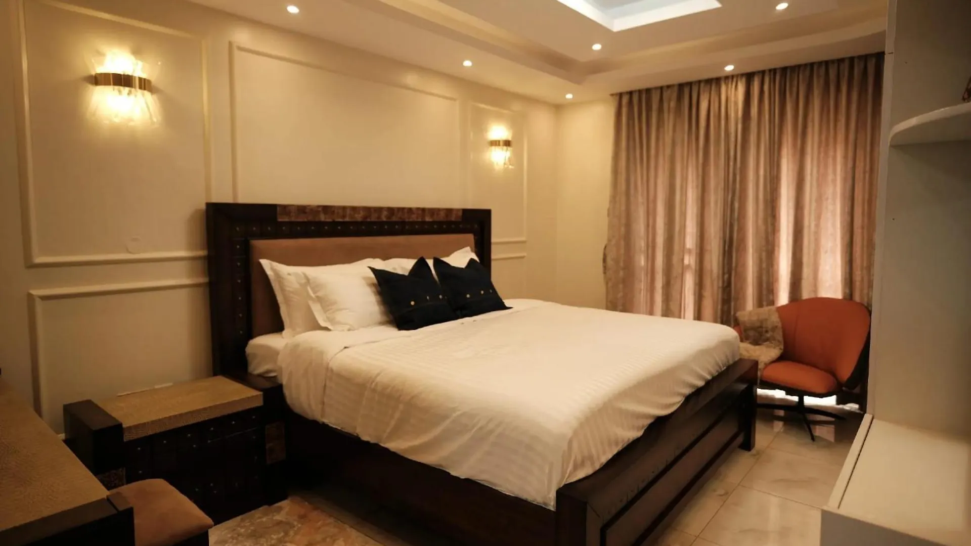 Cksuitesmuyenga Kampala 0*,  Uganda